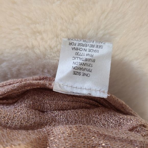 Scarf - Picture 2 of 10